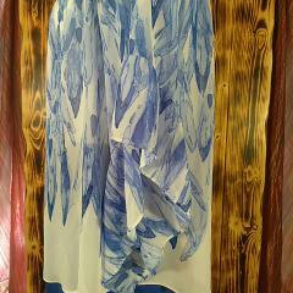 Alfani Sheer Abstract top - Picture 3 of 3